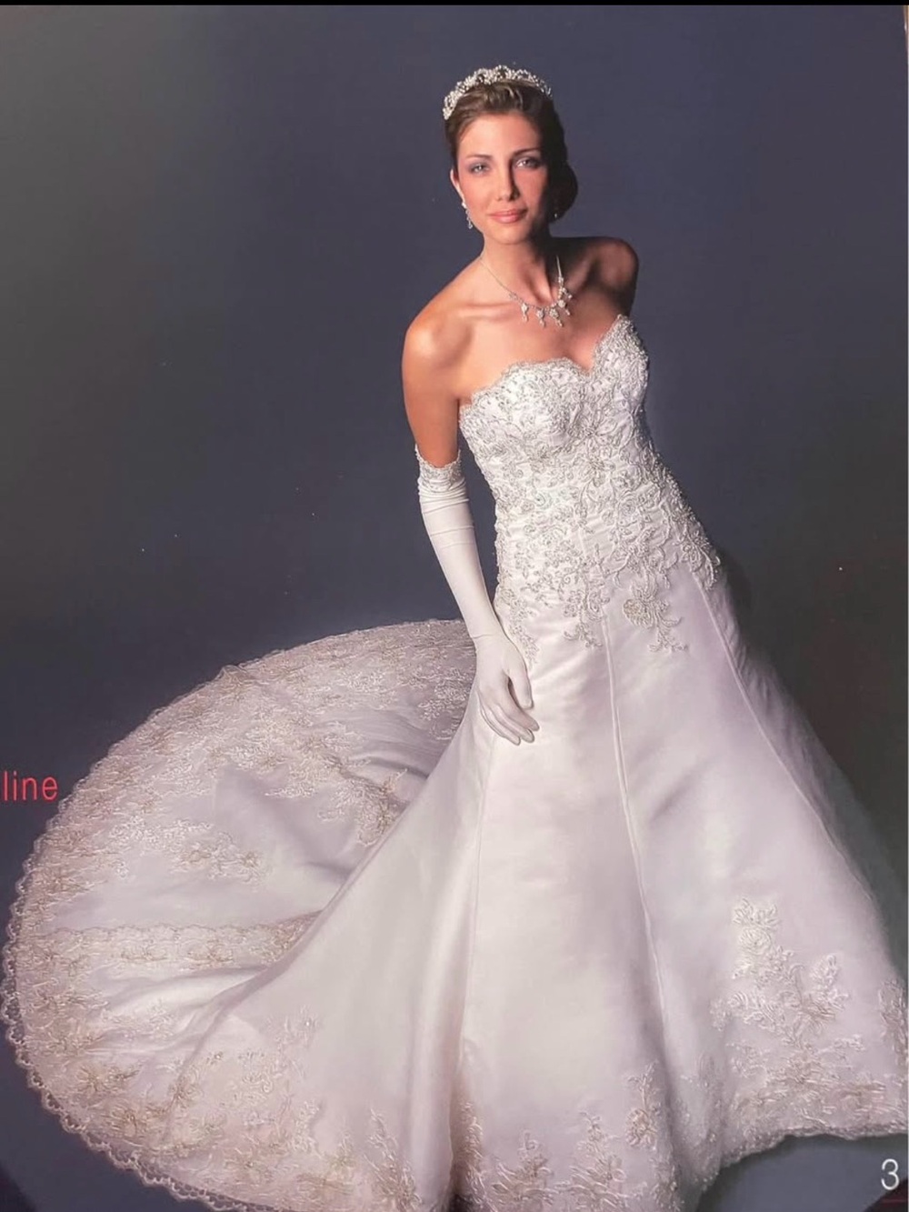 Strapless Ivory Lace Applique Wedding Dress with Lace Train